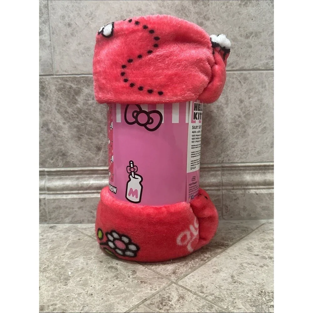 Hello Kitty Sweet Bug Throw Blanket NEW Silk Soft Touch 46” X 60” Pink Bows Bees